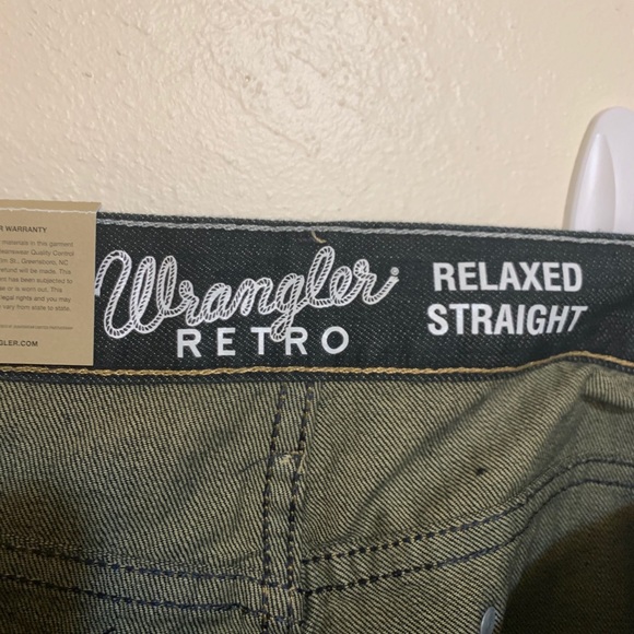 Wrangler Relaxed-Straight Fit Jeans - Picture 4 of 6